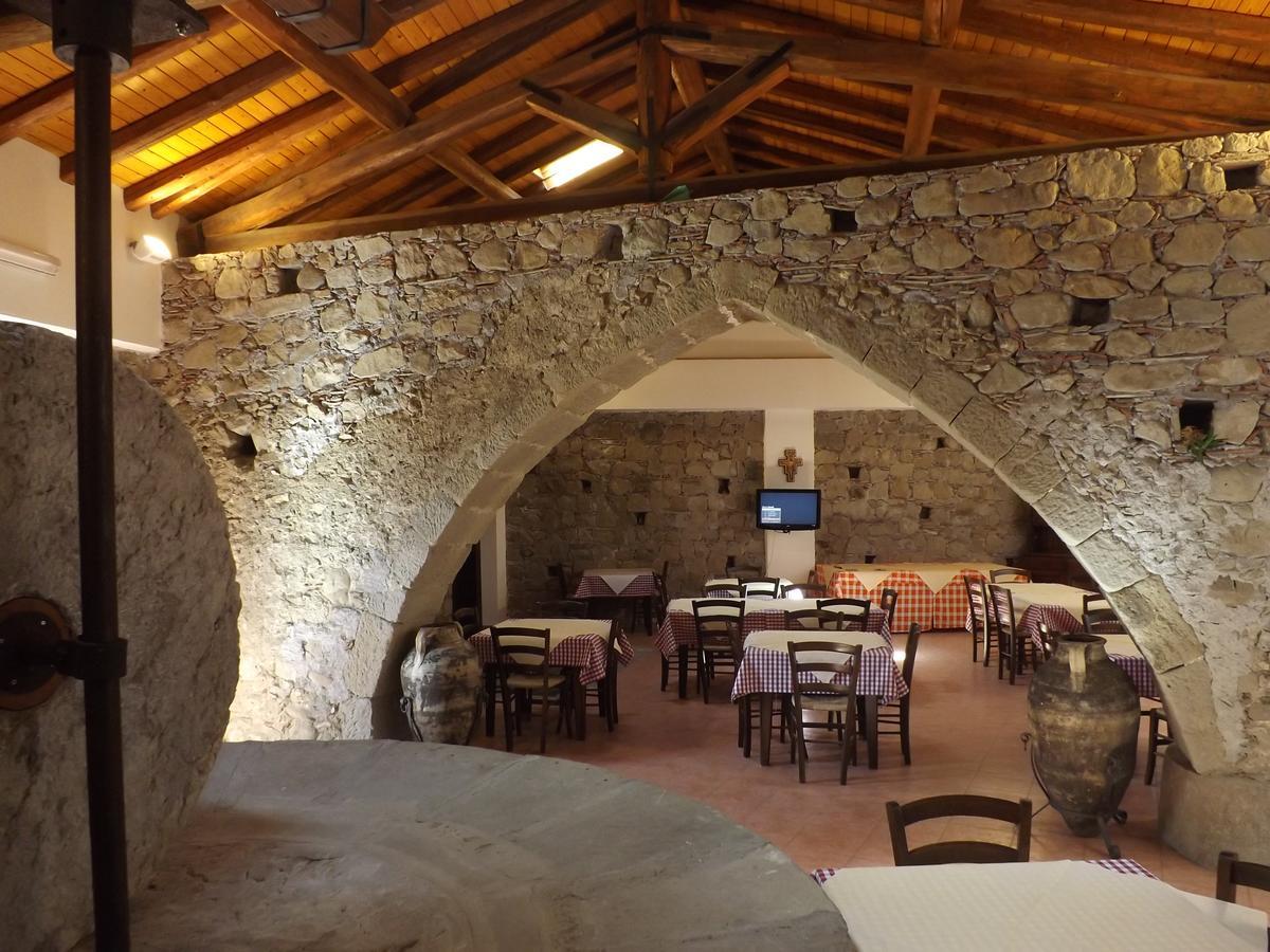Albergo Diffuso Borgo Gallodoro ภายนอก รูปภาพ