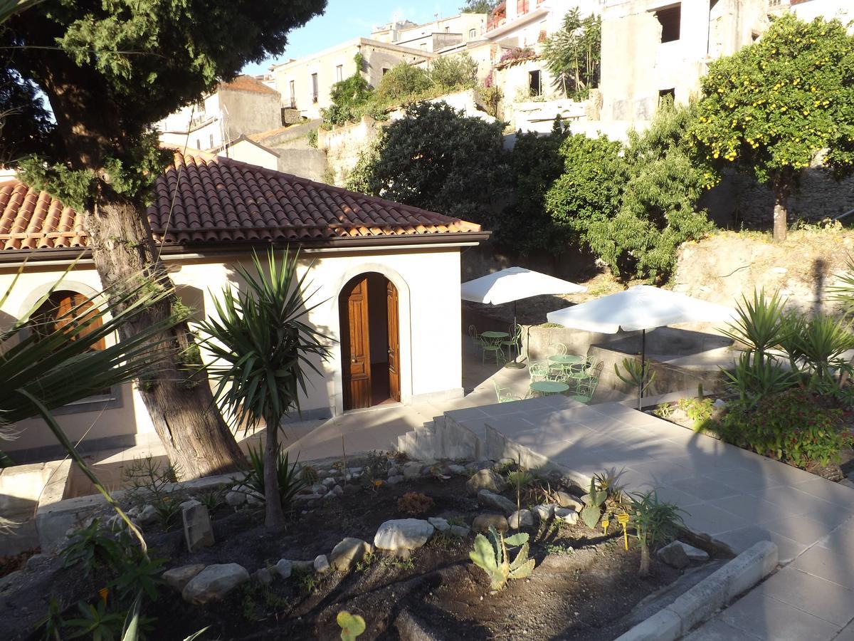 Albergo Diffuso Borgo Gallodoro ภายนอก รูปภาพ