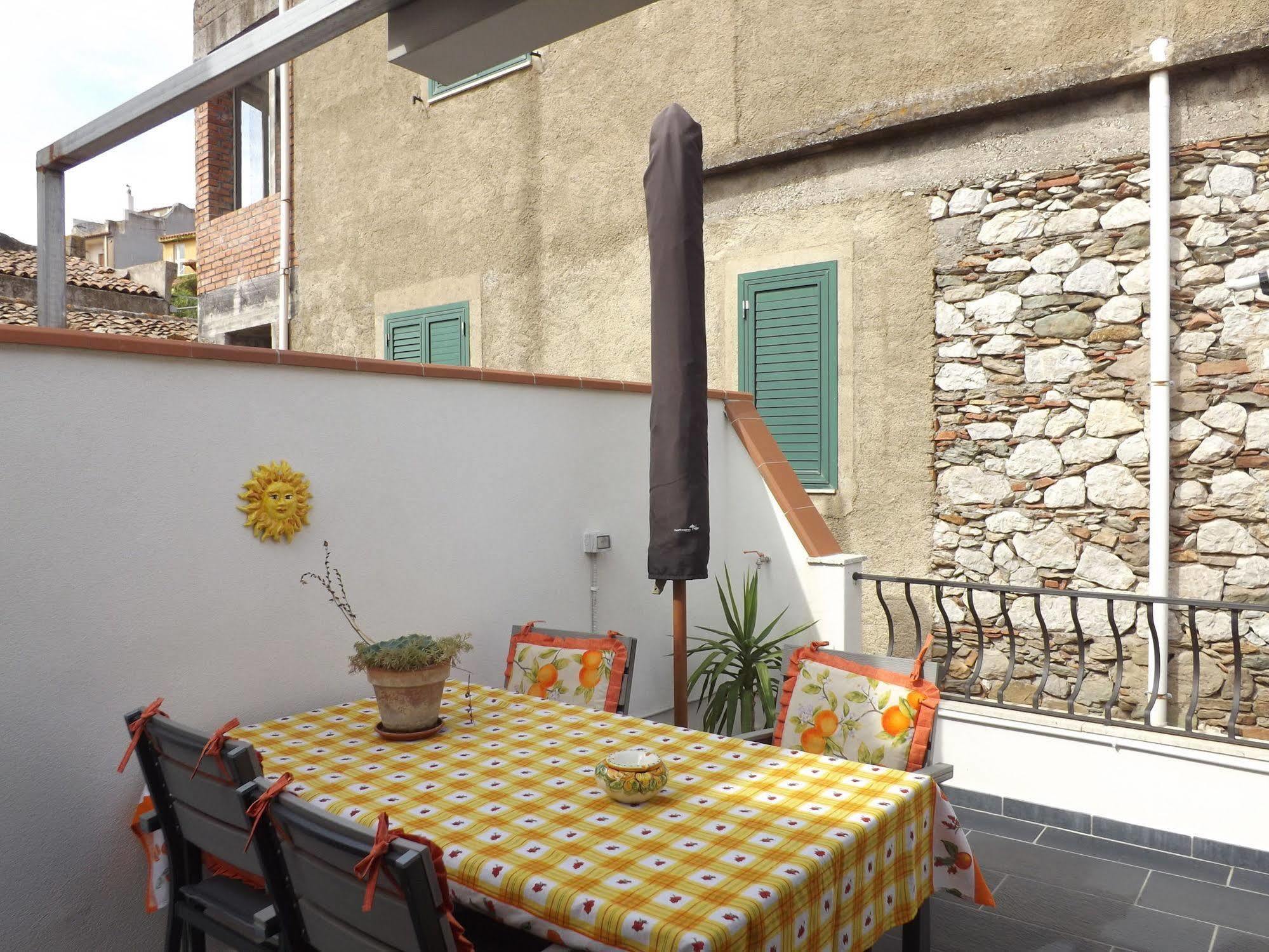 Albergo Diffuso Borgo Gallodoro ภายนอก รูปภาพ